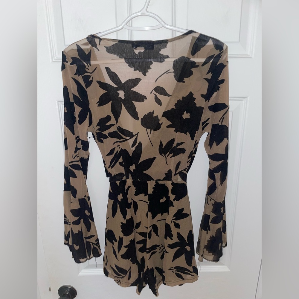 Fall Floral Romper - Picture 3 of 4